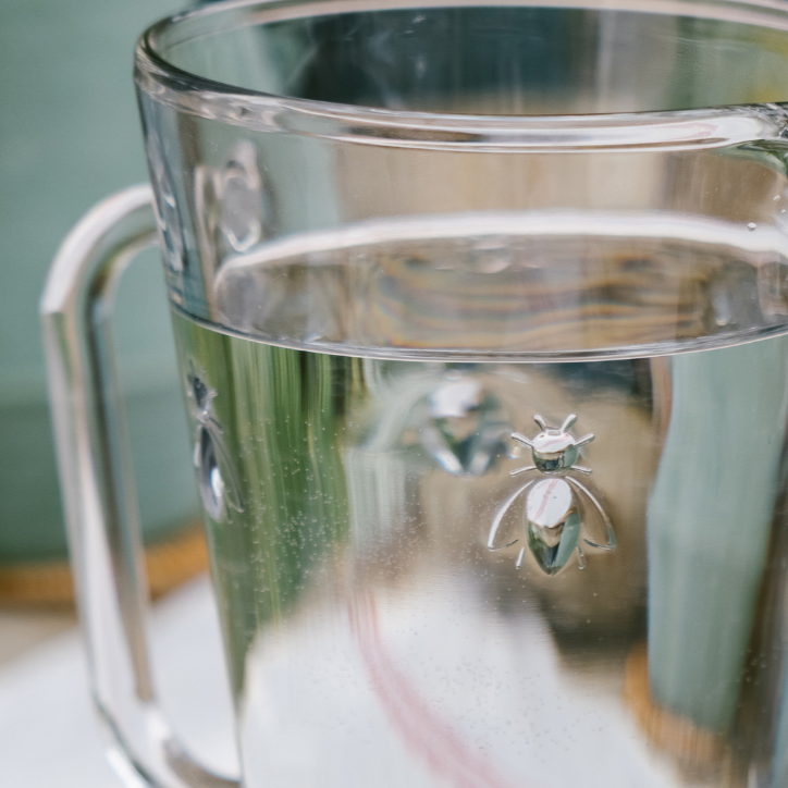 Bee Pitcher