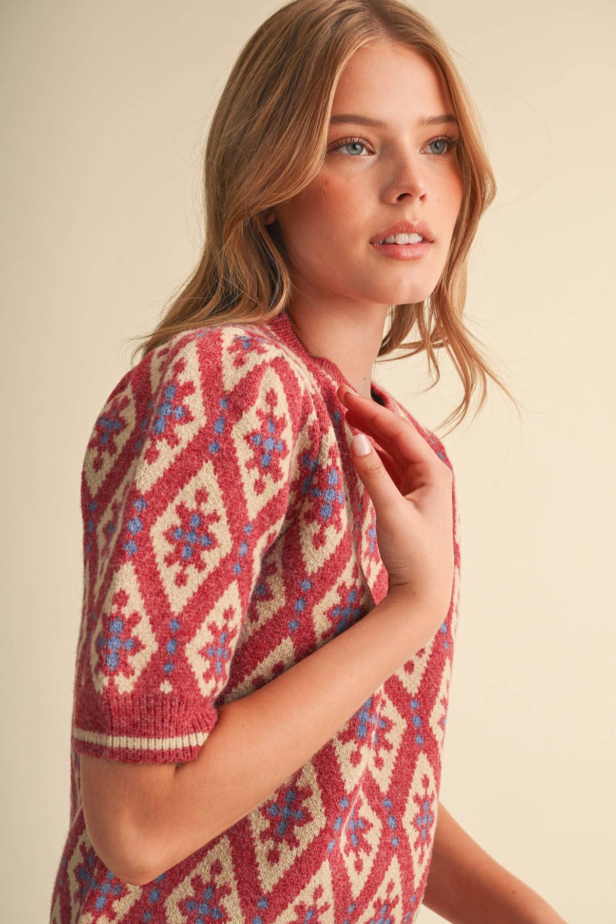 GEOMETRIC KNIT SHORT SLEEVE SWEATER MSW11653