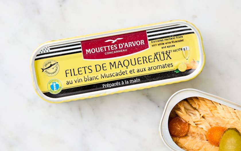 Mackeral Filet w/ White Wine, Mouettes d'Arvor