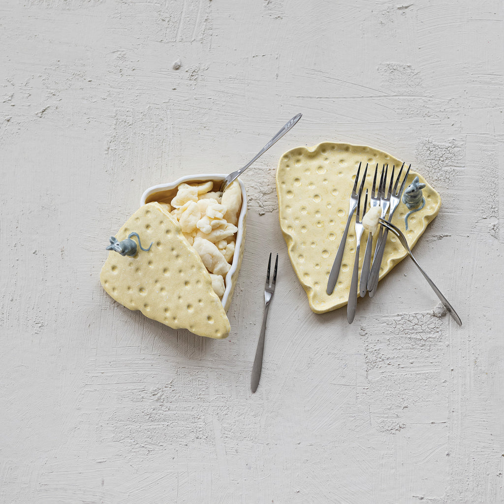 Stoneware Cheese Shaped Plate with Mouse (Each One Will Vary)